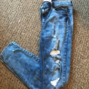 Women’s ripped jeans